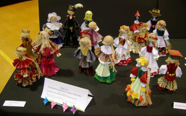 Dolls in Polish Traditional Folk Costumes