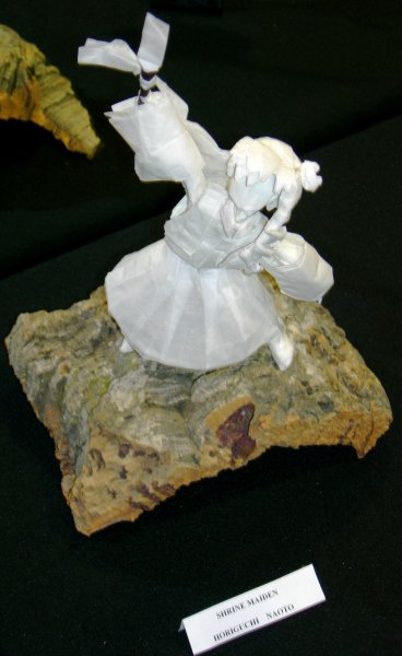 Shrine Maiden