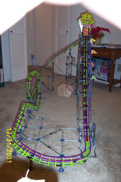 Puff, the giant rollercoaster-attacking monster! (2)