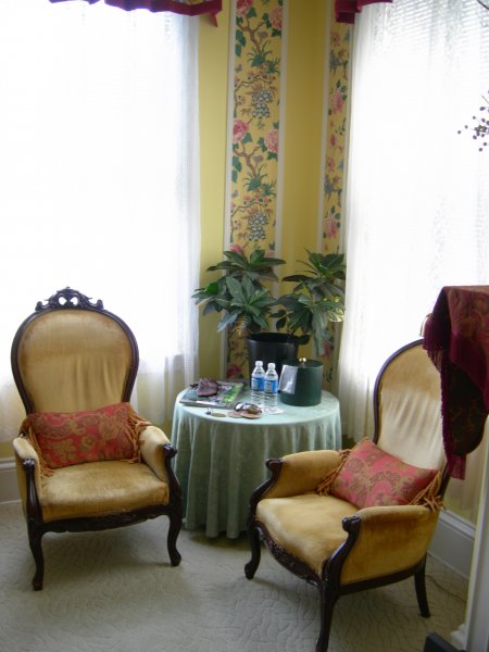 B&B Room: chairs