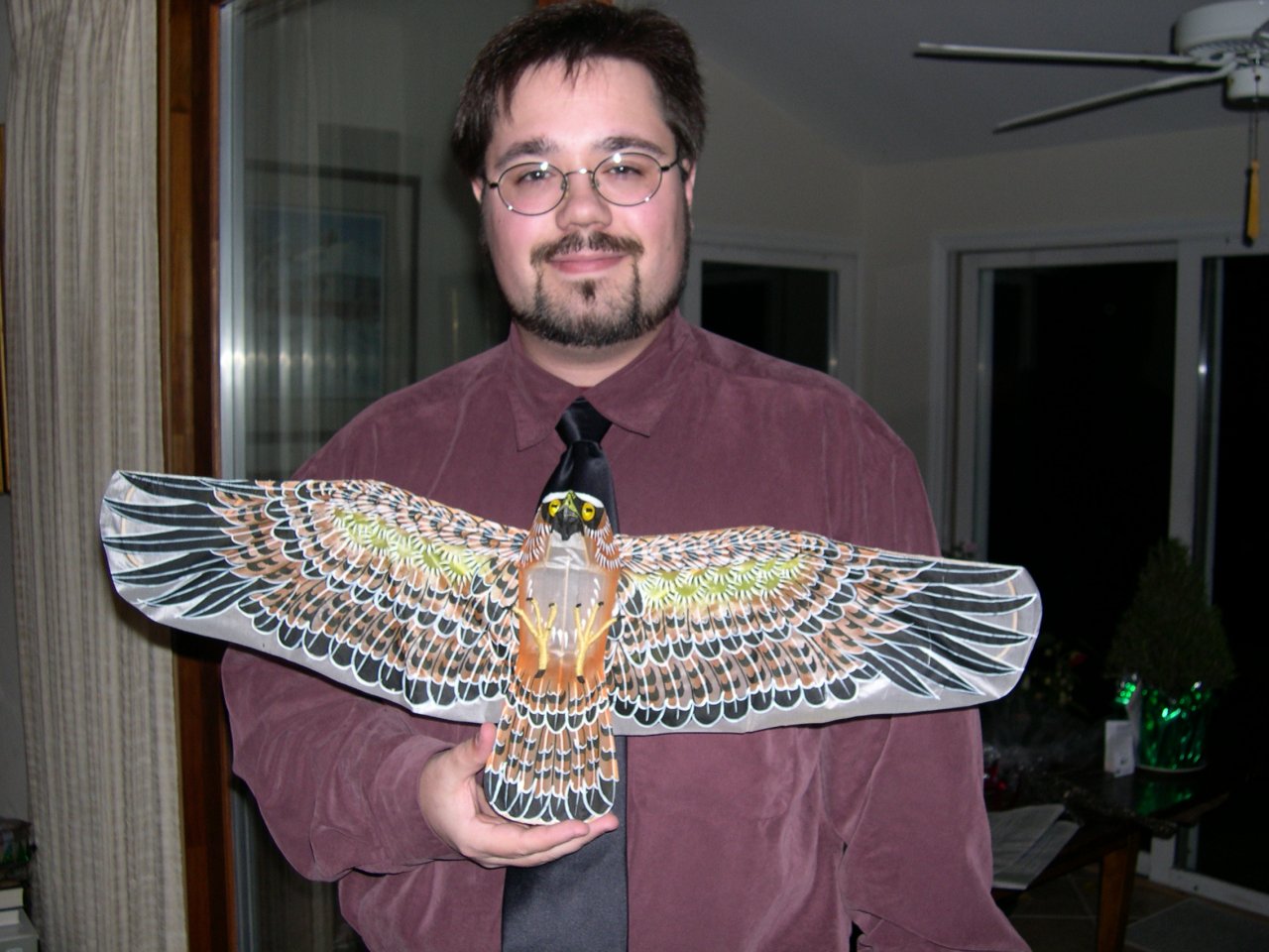 012. Chinese hand-made hawk kite