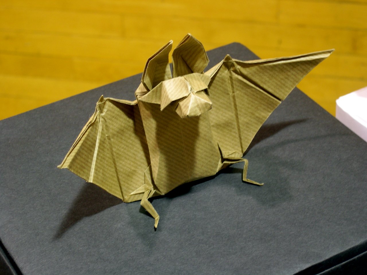 Bat