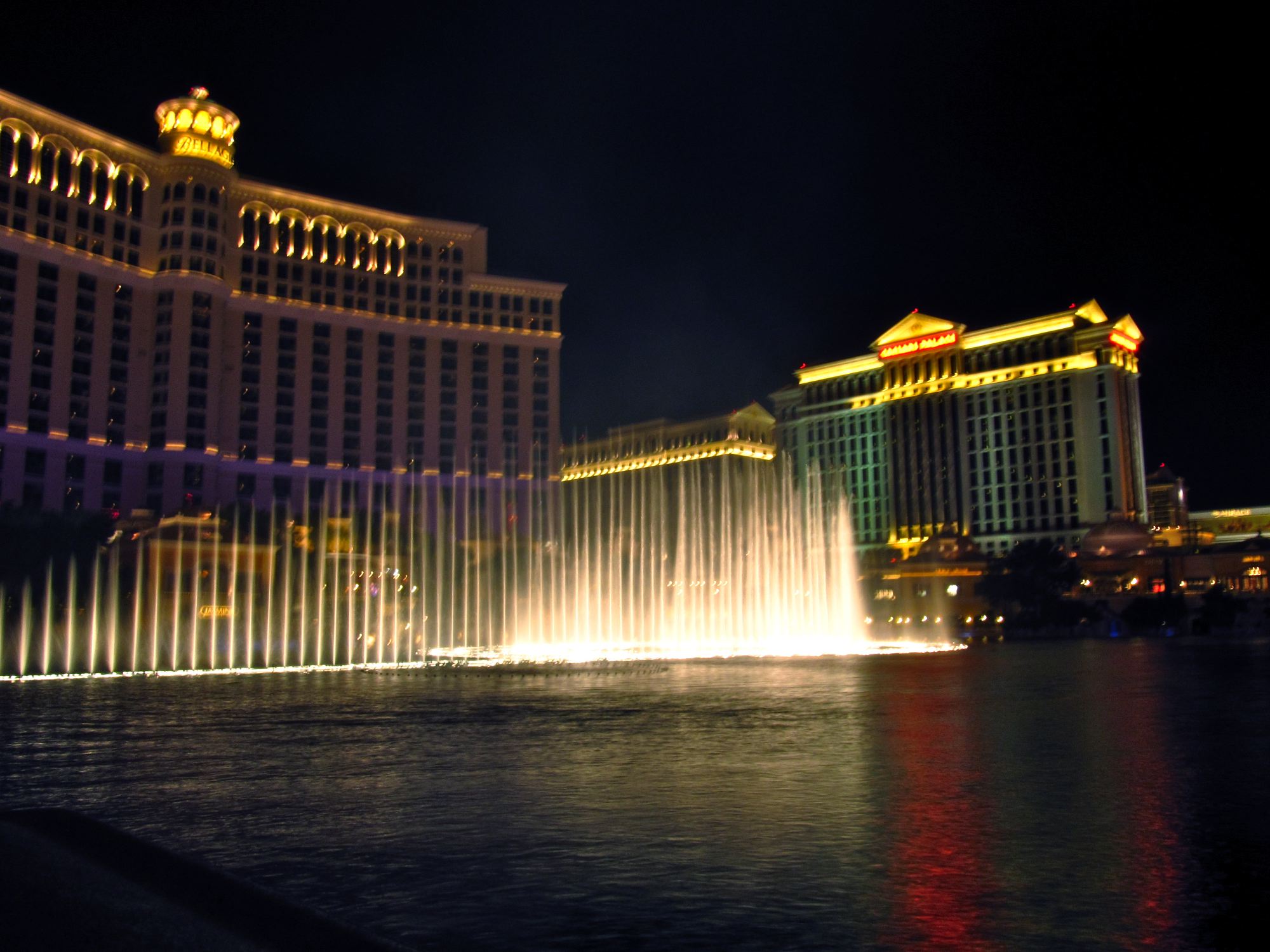 the fountain at Bellagio
