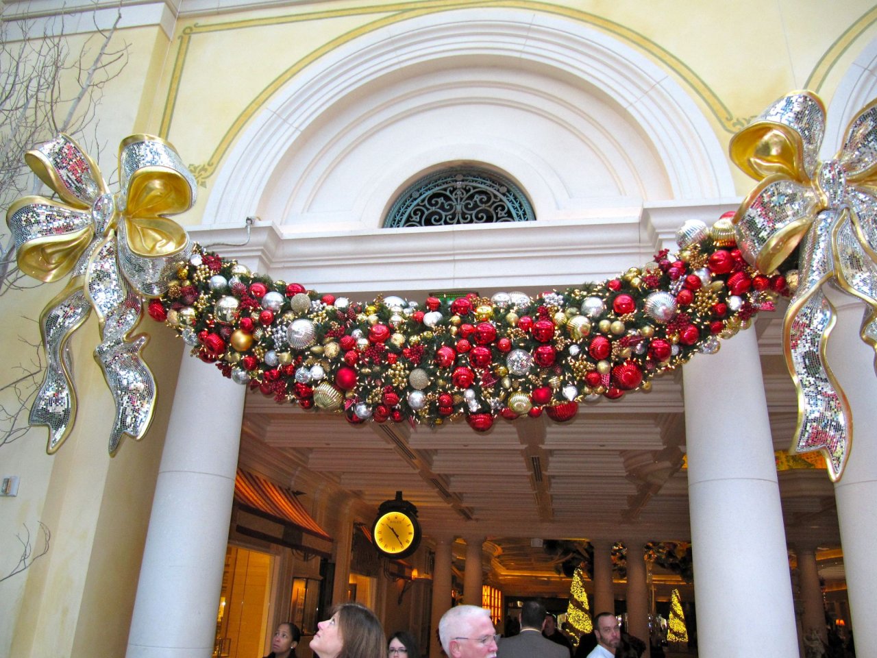 Bellagio conservatory: a swag of ornaments over the doorway