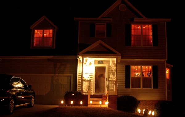 Hickory Hill at night (eeeeerie!)