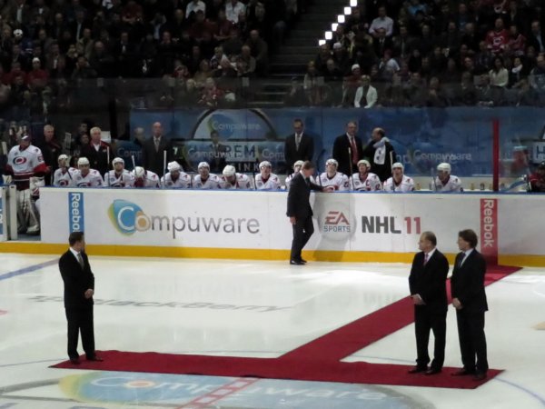 honoring famous Finnish players: out comes Jari Kurri
