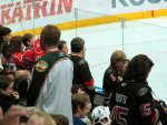 Caniacs taking pics at the glass