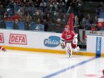 starters coming out on the ice