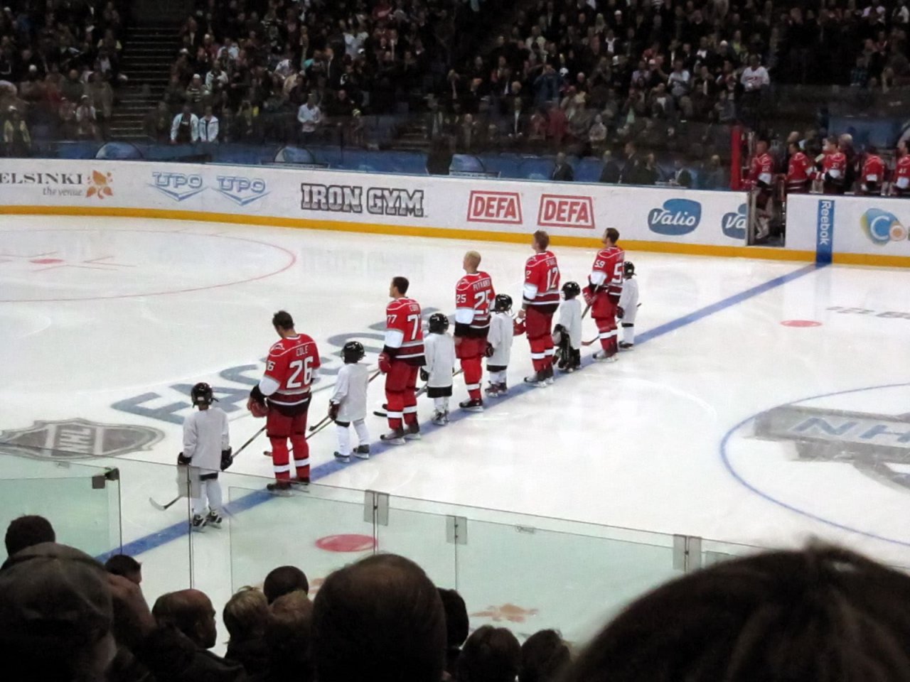 starters lined up with the kids