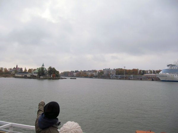 on the boat to Suomenlinna