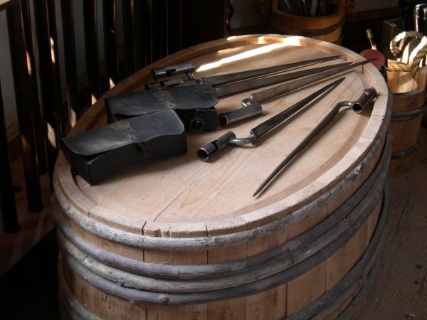 Williamsburg - Bayonets in the Magazine