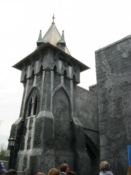 Neat turret at the DarKastle
